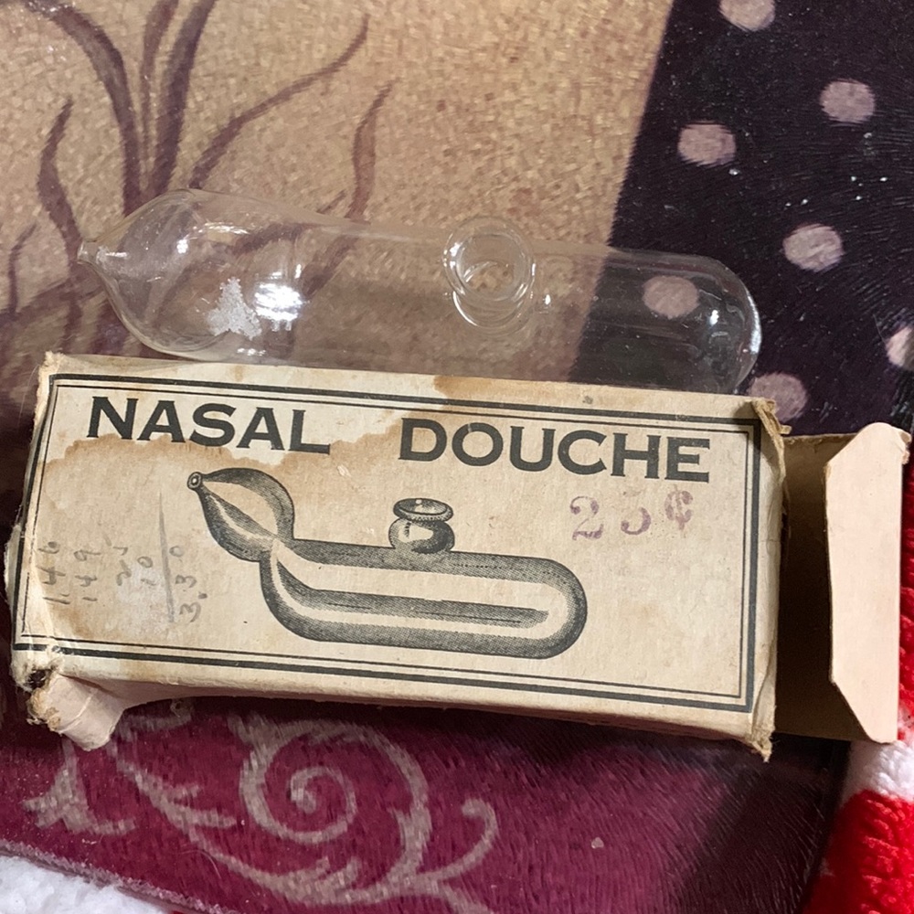 OLD NASAL DOUCHE GLASS
